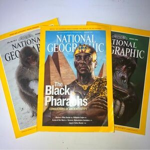 National Geographic Magazines - Mystery set of 3 - Used-Good Condition
